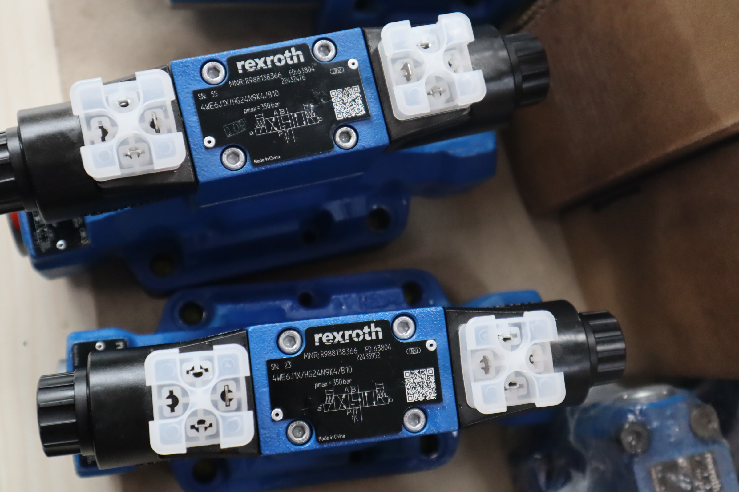 R901531088 4WEH16EA10/6HG24N9EK4/B10 德国REXROTH力士乐电液阀