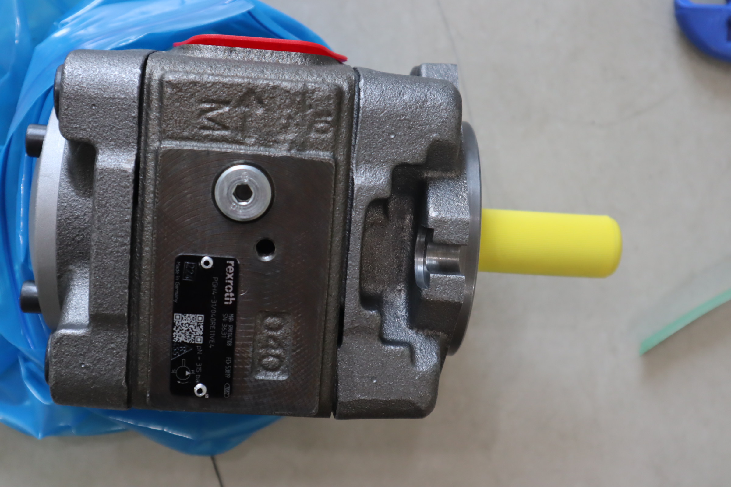 R901147108 PGH4-3X/040RE11VE4 PGH4-32/040RE11VE4 力士乐齿轮泵