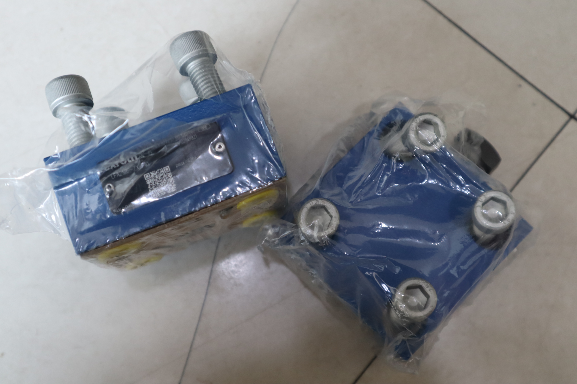 R900930921 LFA25RF-7X/F10 LFA25RF-70/F10  力士乐REXROTH盖板