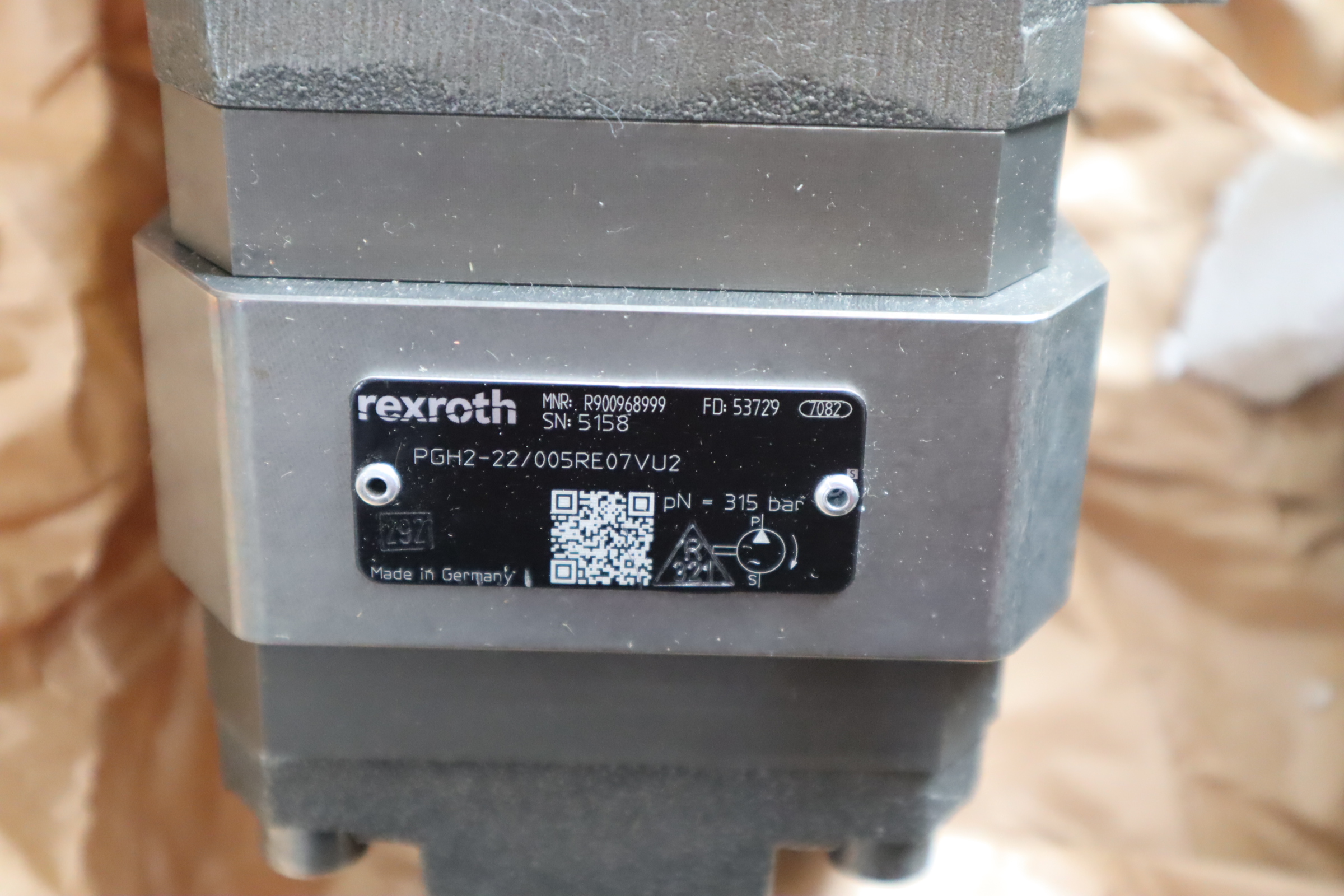 R900968999 PGH2-22/005RE07VU2 PGH2-2X/005RE07VU2力士乐REXROTH