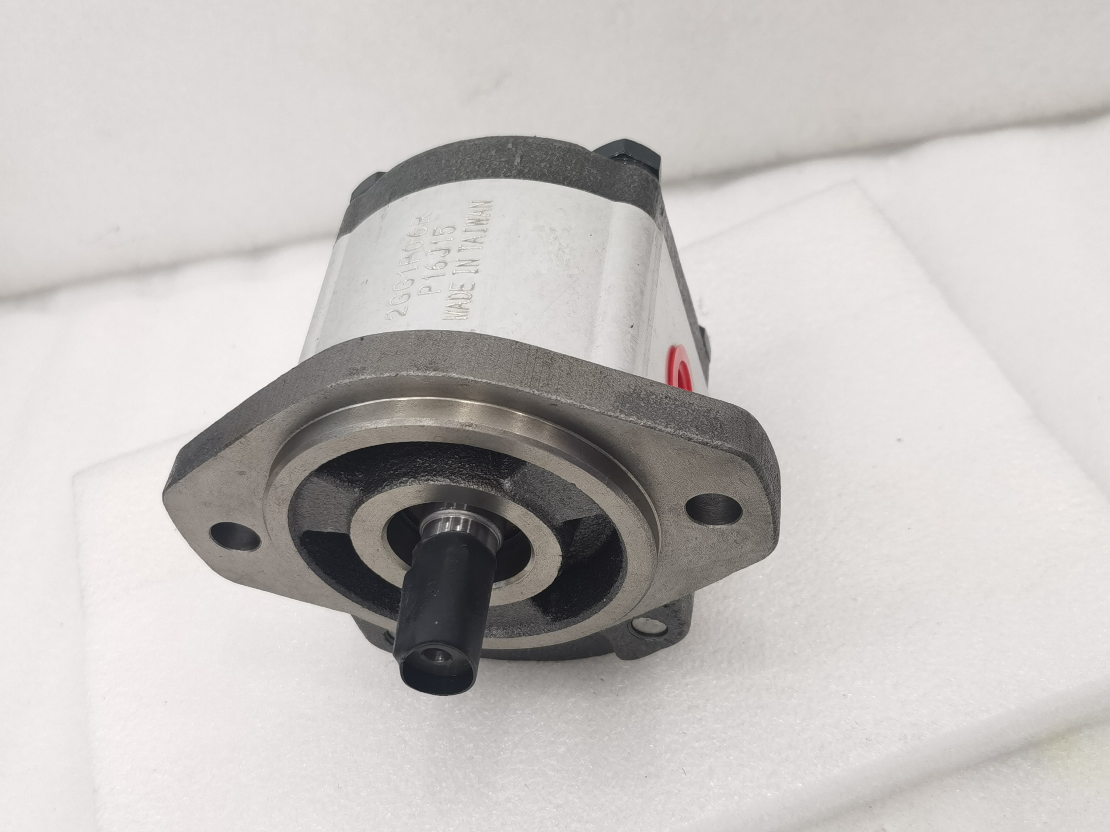 HONOR钰盟高压齿轮泵1AG1P01R液压油泵1AG1P02R 1AG1P03R花园水泵