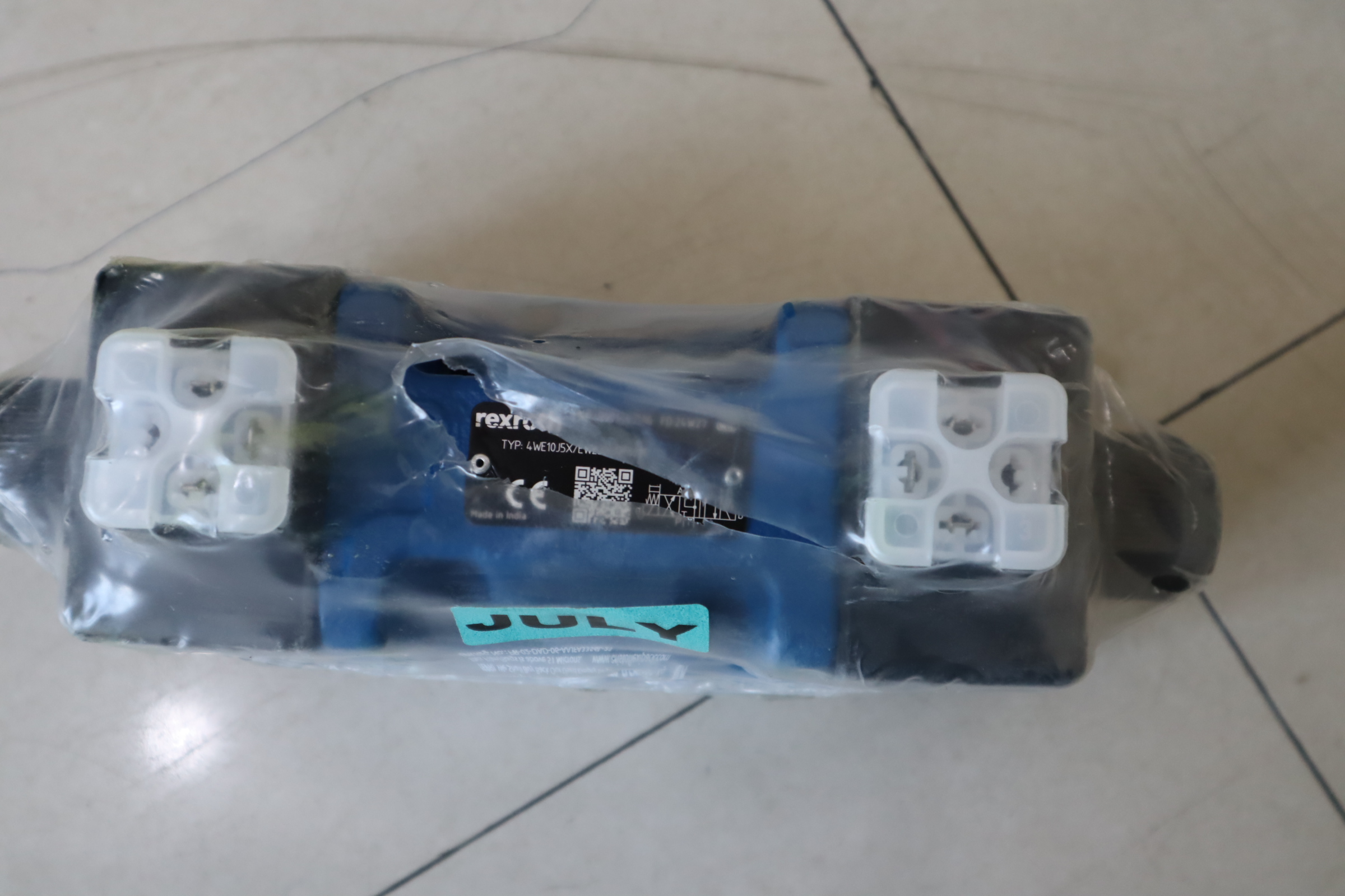 R901483526 4WE10J52/EW230N9K4/M 德国力士乐REXROTH电磁阀