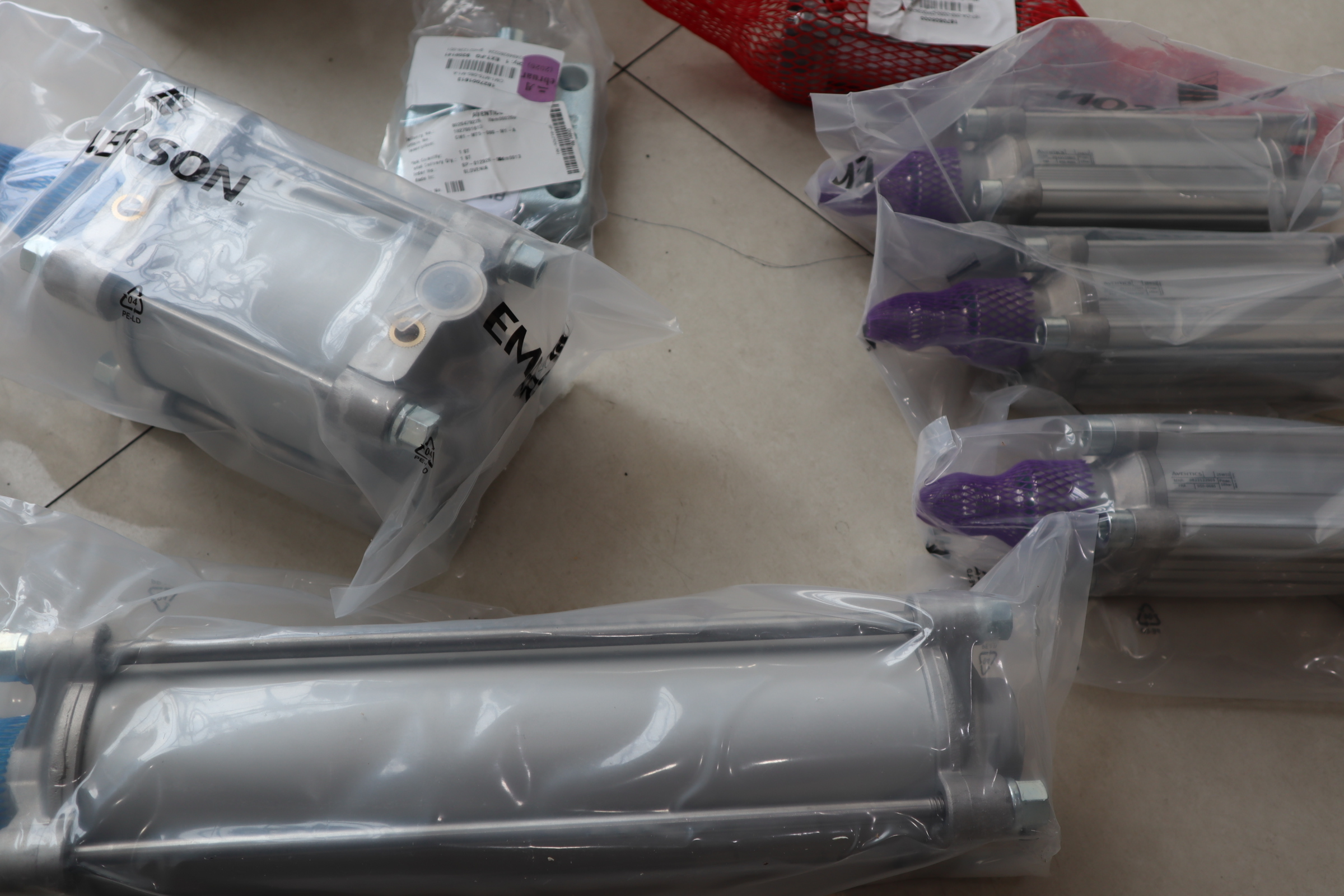 0822344008  TRB 080-0250 AVENTICS安沃驰气缸气动阀