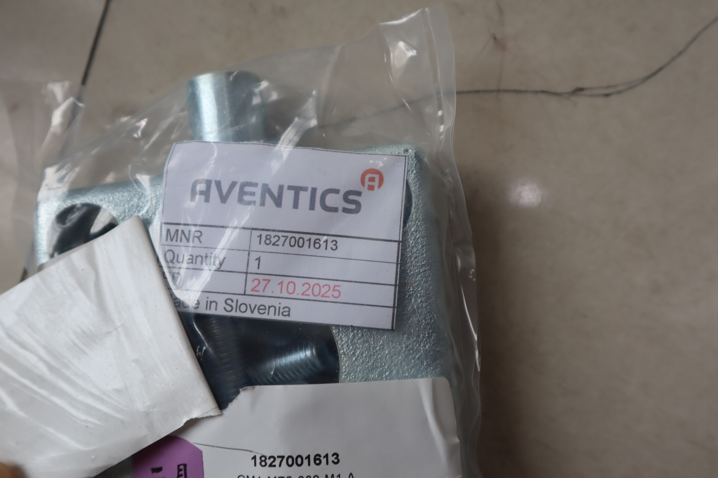 CM1-MT5-080-M1-A AVENTICS安沃驰气缸气动阀