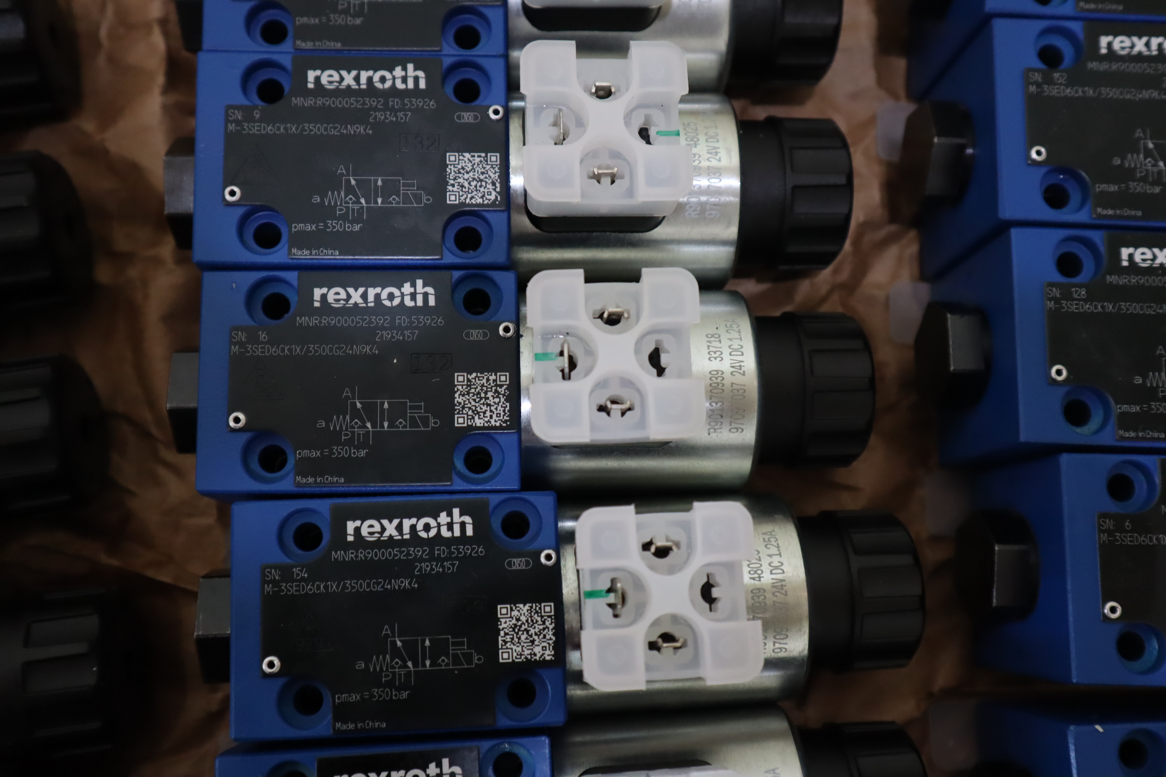 M-3SED6CK1X/350CG24N9K4 R900052392  德国力士乐REXROTH电磁球阀