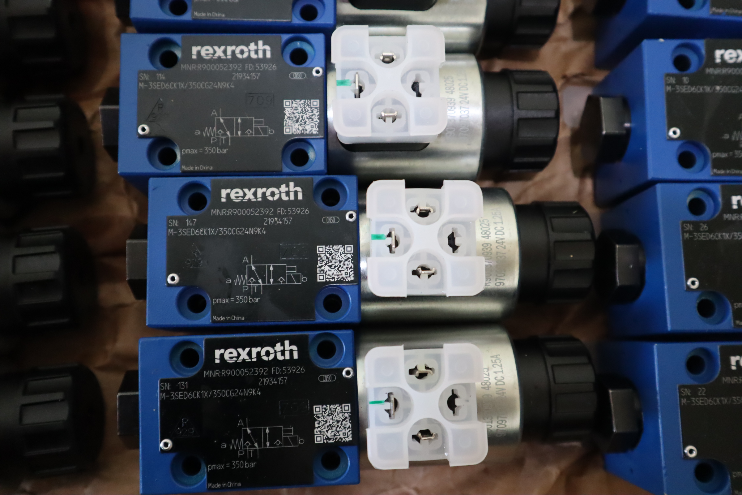 M-3SED6CK1X/350CG24N9K4 R900052392  德国力士乐REXROTH电磁球阀