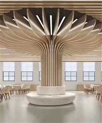 弧形铝方通吊顶 波浪造型天花 波浪吊顶铝型材木纹 外墙铝方通