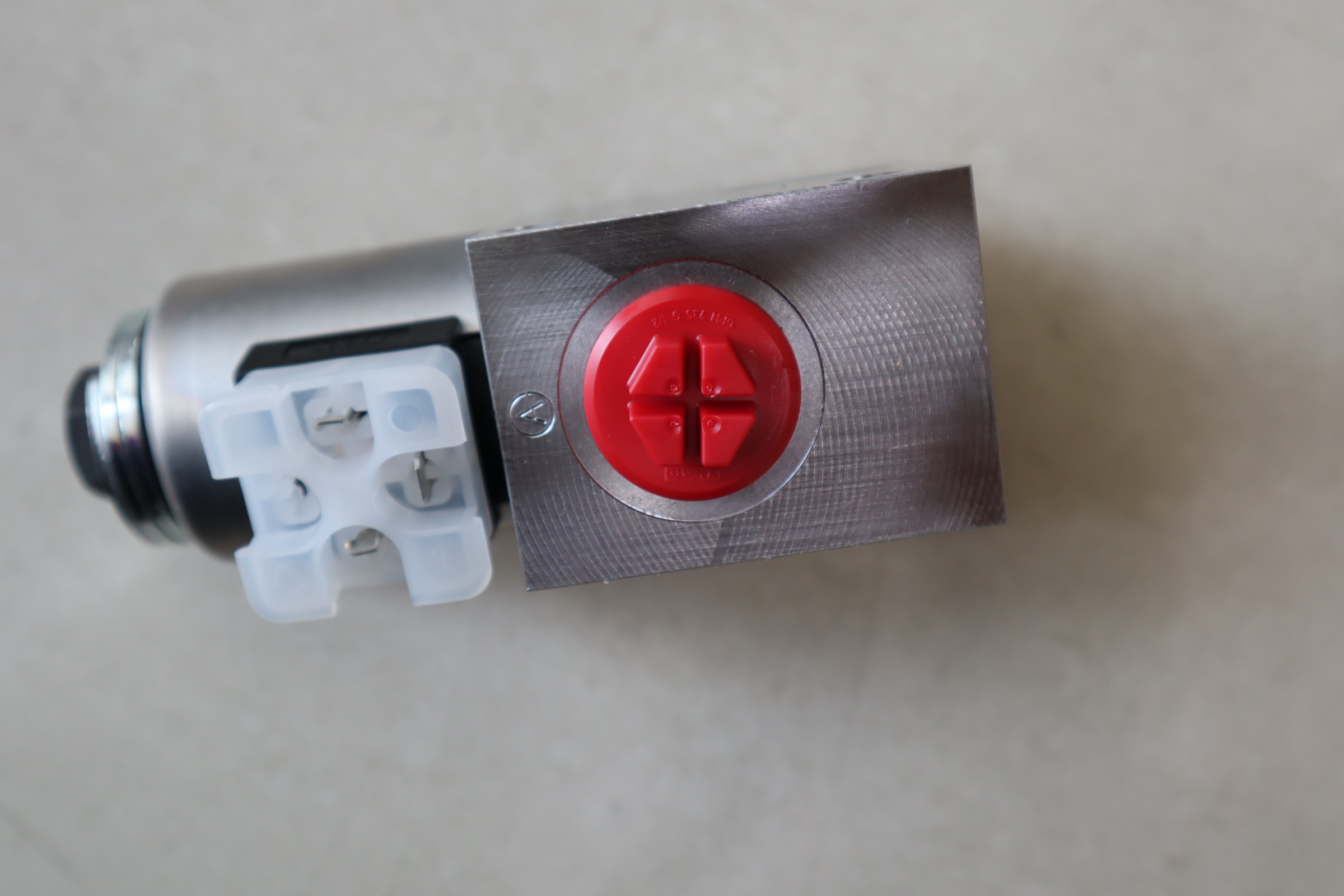 BVE 3 R-X 24-1/2 6958038200 德国HAWE哈威换向阀