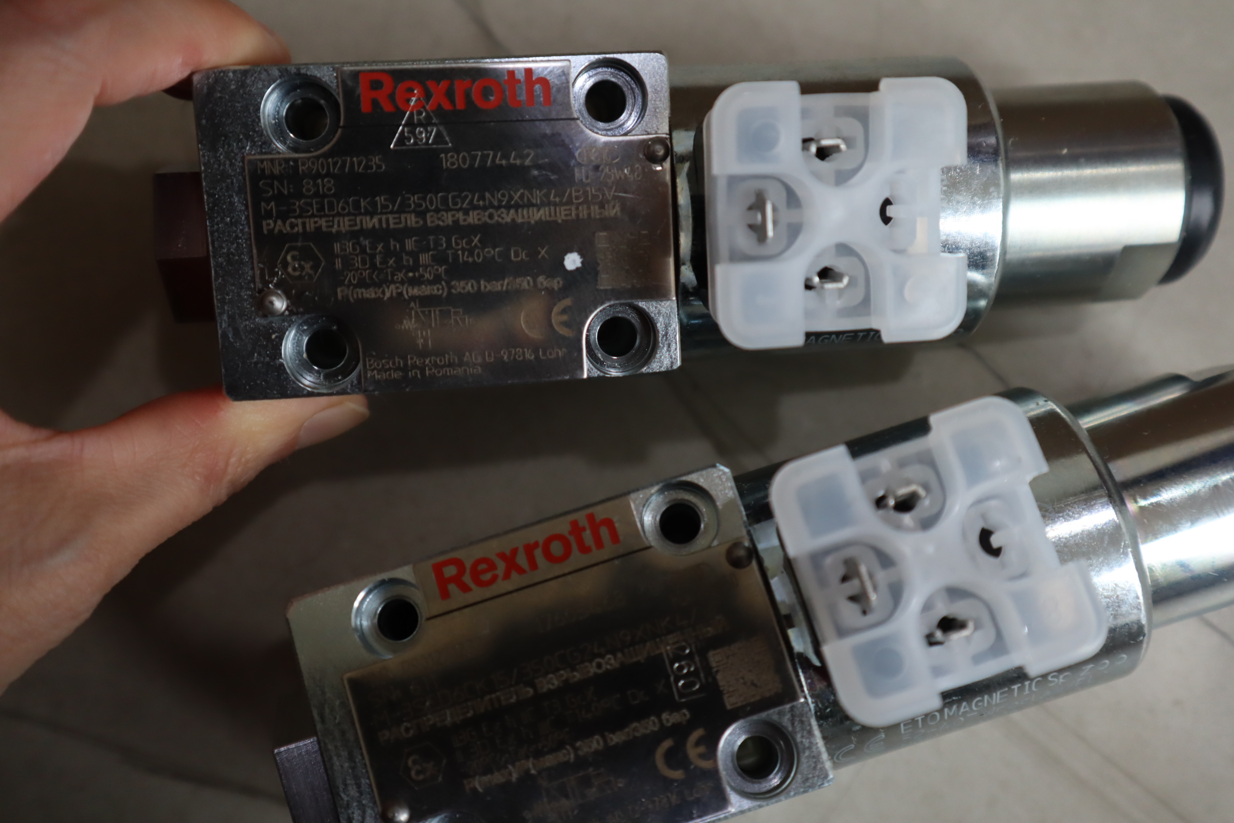 R901271232  M-3SED6CK15/350CG24N9XNK4/V  力士乐REXROTH