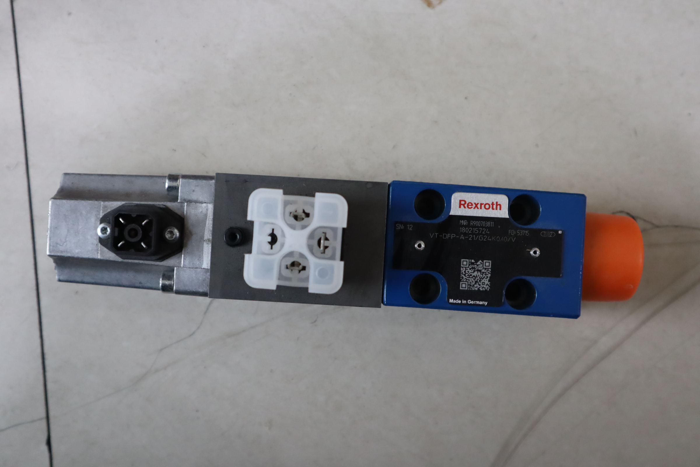 R900703811 VT-DFP-A-21/G24K0/0/V   德国力士乐REXROTH比例阀