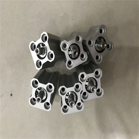 SMC轻型气缸的基本规格CDG1BN32-550Z1