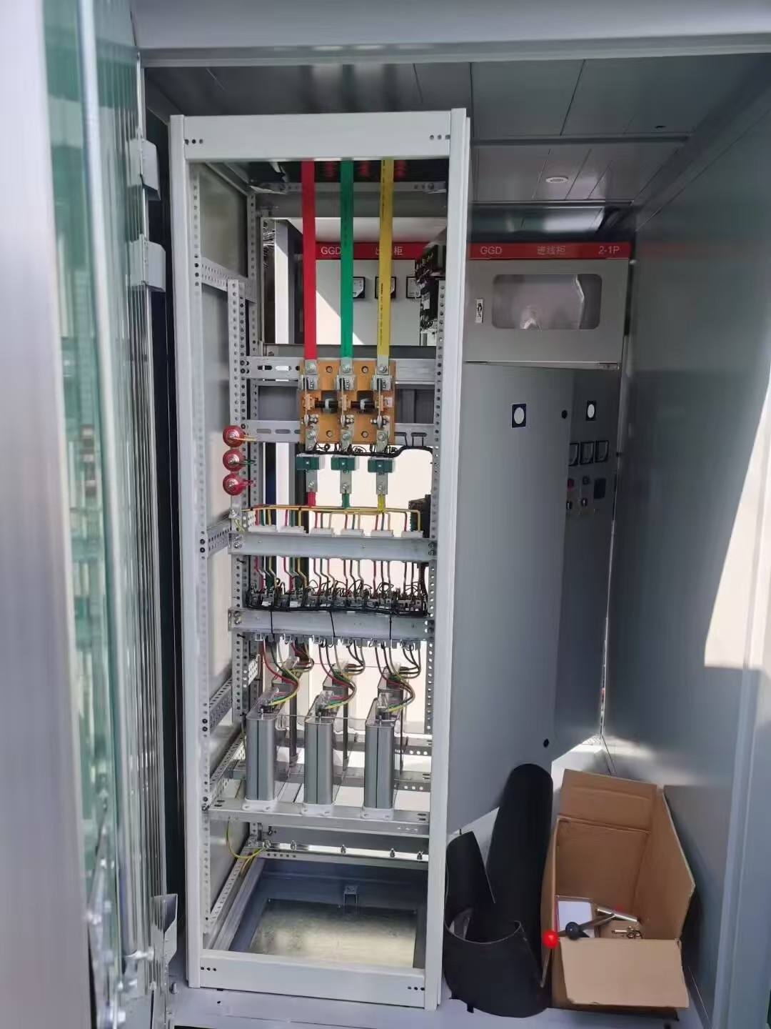 高低压配电箱 抽屉柜 KYN28柜 变频器控制柜