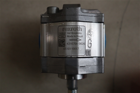0510110017  AZP -32-2.0RCP02MB 德国力士乐REXROTH齿轮泵