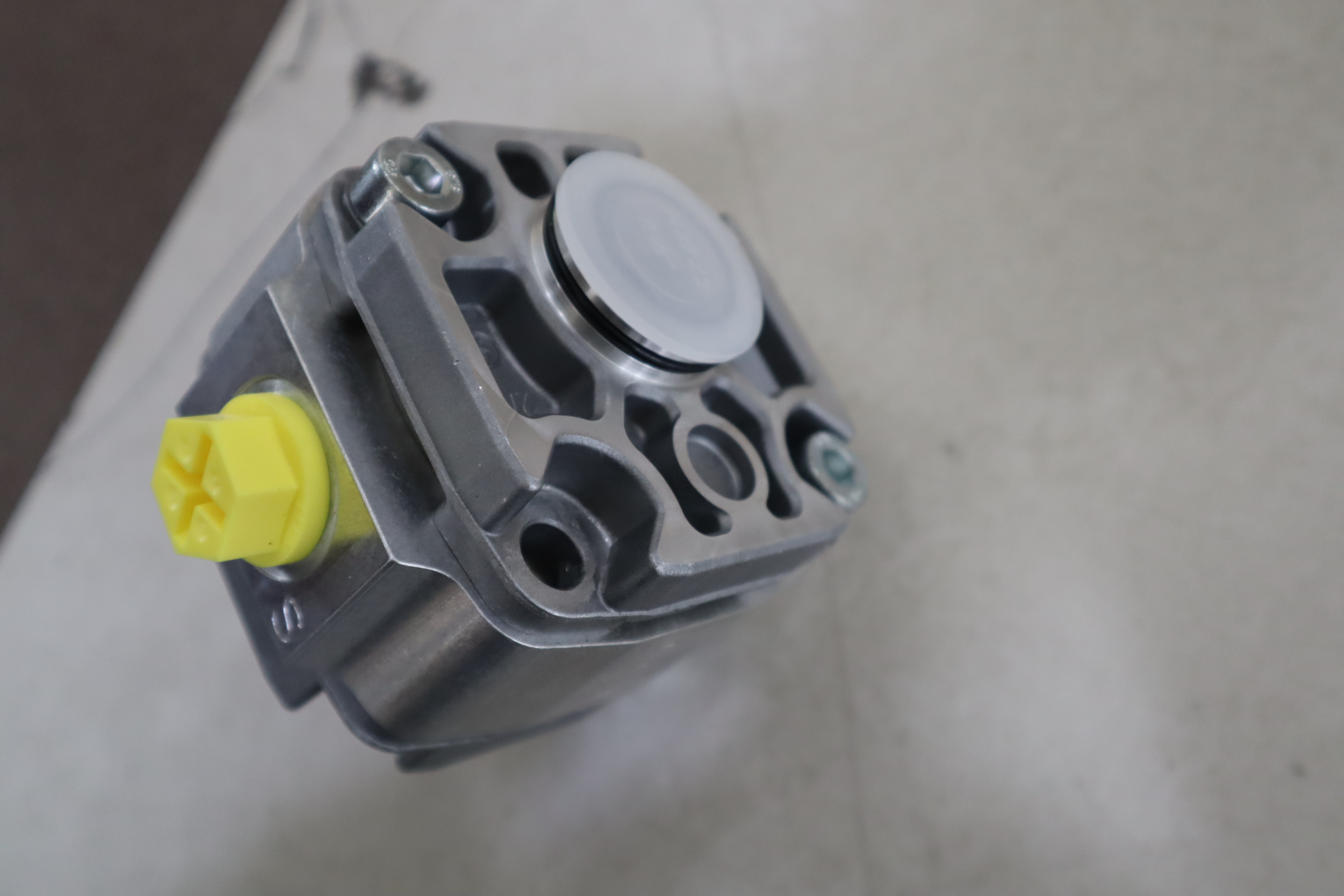 R900051294 PGF1-20/3.2LL01VM 德国力士乐REXROTH齿轮泵