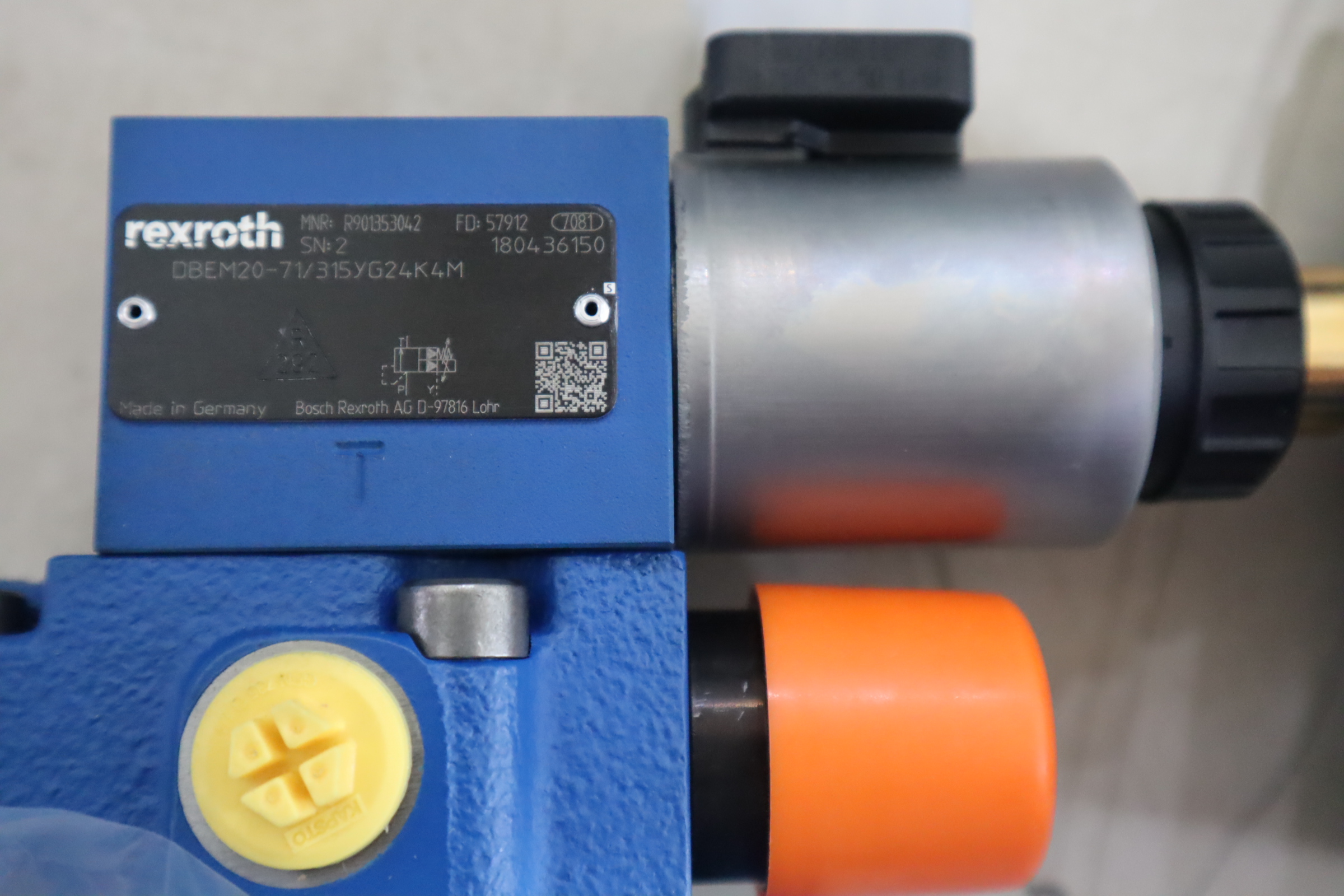 R901335399 DBEM10-7X/315YG24K4M 德国力士乐REXROTH比例溢流阀