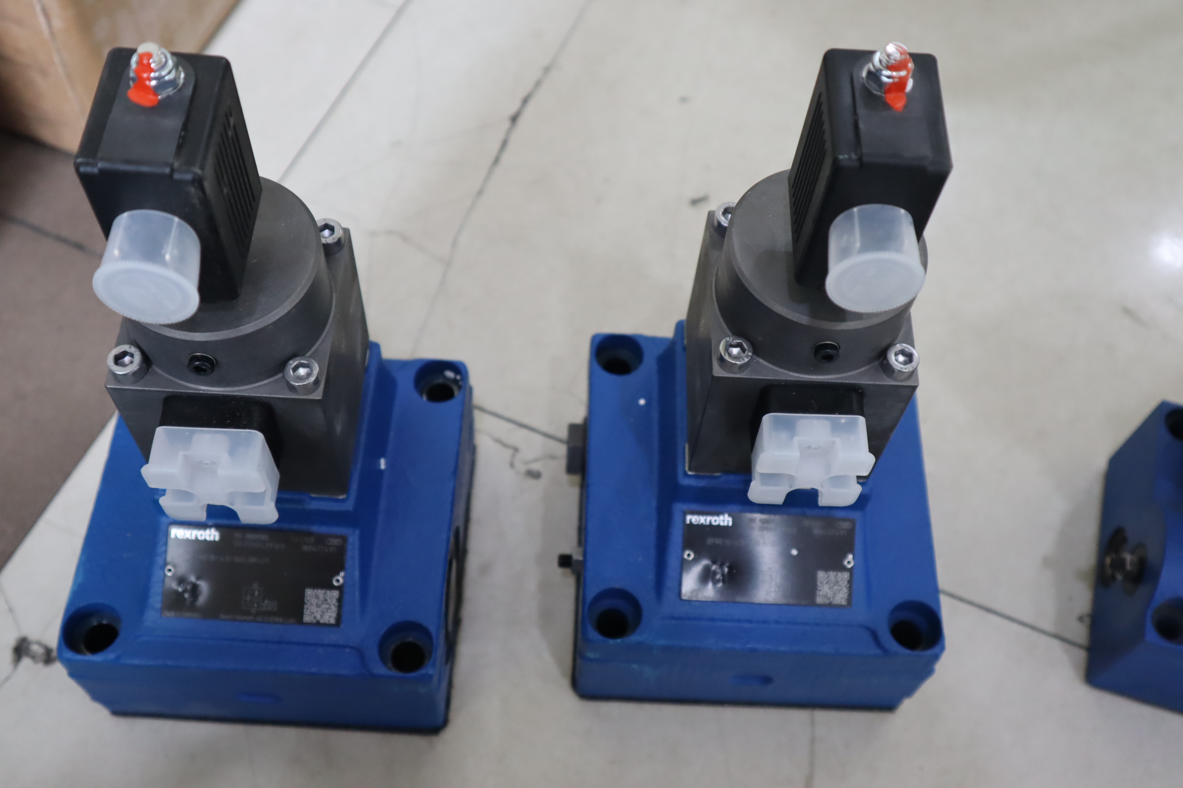 R900915814 2FRE16-43/160LBK4M 德国力士乐REXROTH 流量阀比例阀