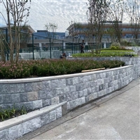 安庆市蓝石英毛石片不规则板岩碎拼石联系方式