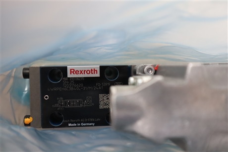 R901382315 4WRPEH6C3B40L-32/M/24A1 力士乐REXROTH比例阀