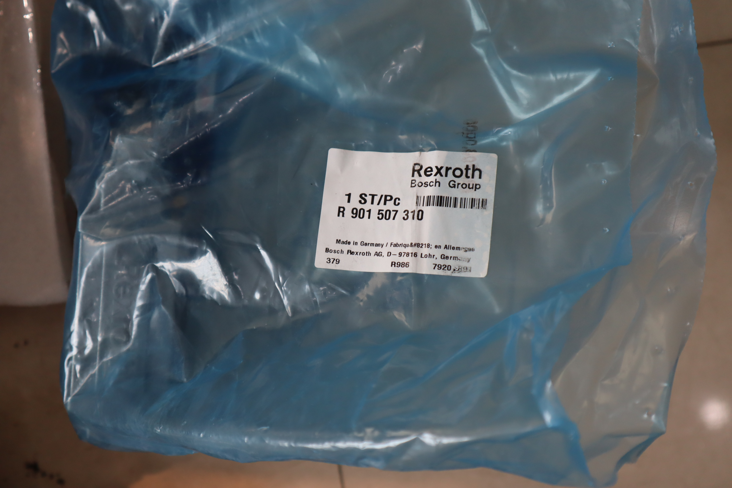 R901507310 4WRPEH10C3B100L-31/M/24F1 德国力士乐REXROTH伺服阀