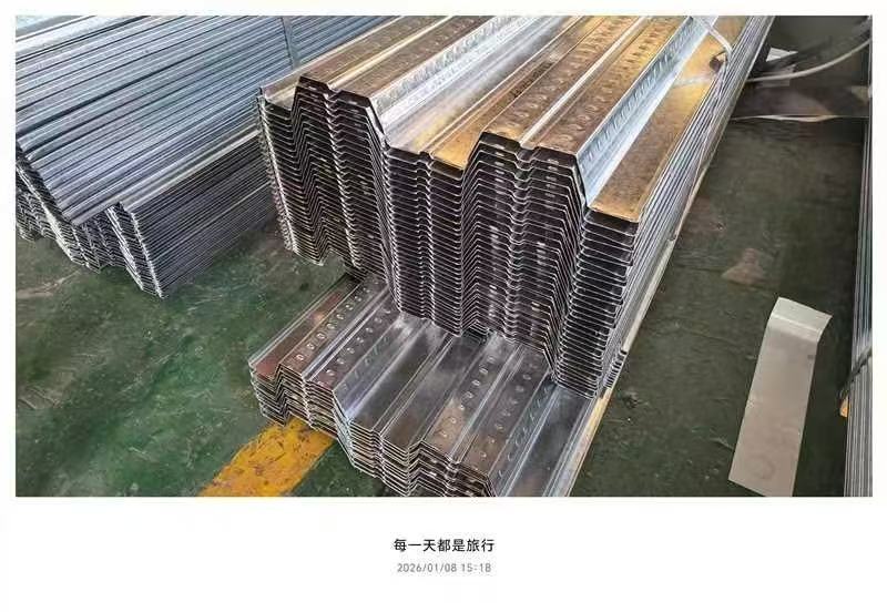 YX42-215-645闭口楼承板，普乐士核心产品