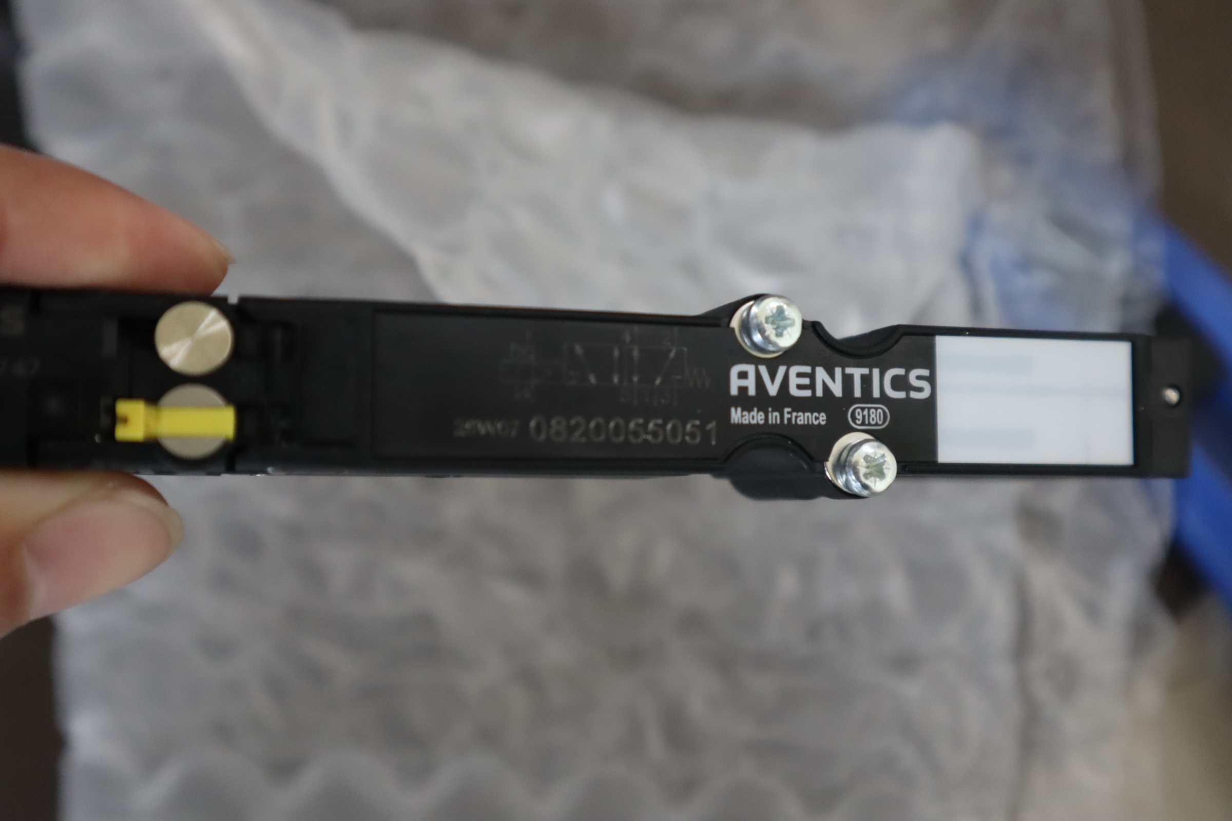 0820055051 HF03-5/2SR-024DC R422003969 安沃驰AVENTICS