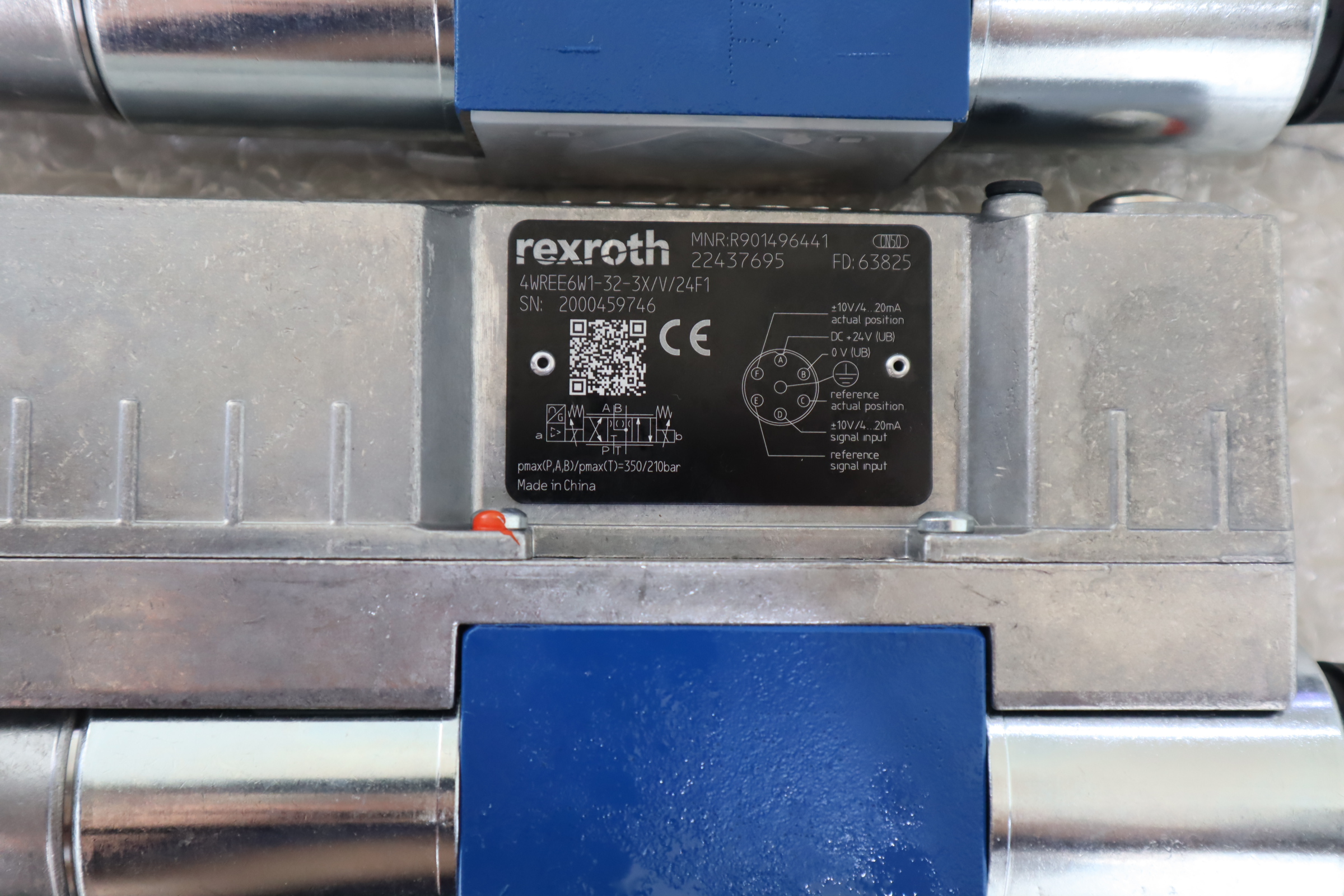 R901496441 4WREE6W1-32-31/V/24F1 德国REXROTH力士乐比例阀