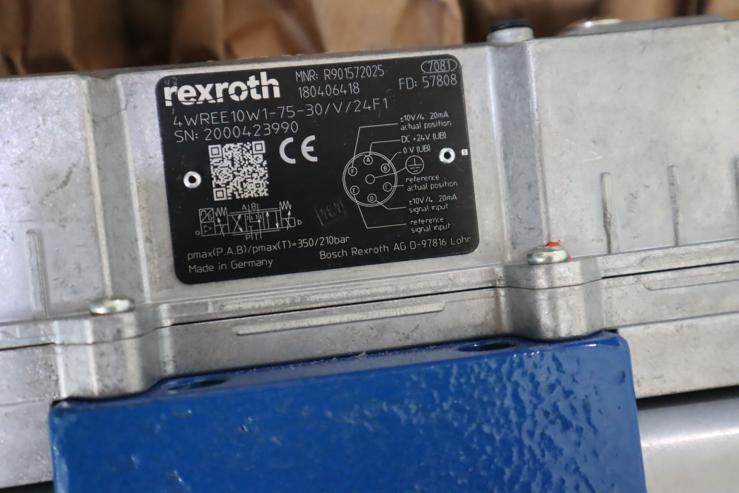 4WREE10W1-75-30/V/24F1 R901572025 德国REXROTH力士乐比例阀