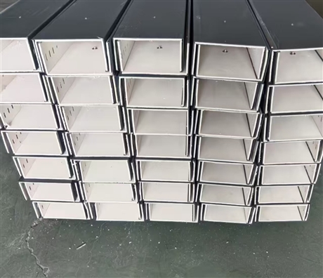Fire resistant cable tray