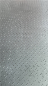Plain patterned board