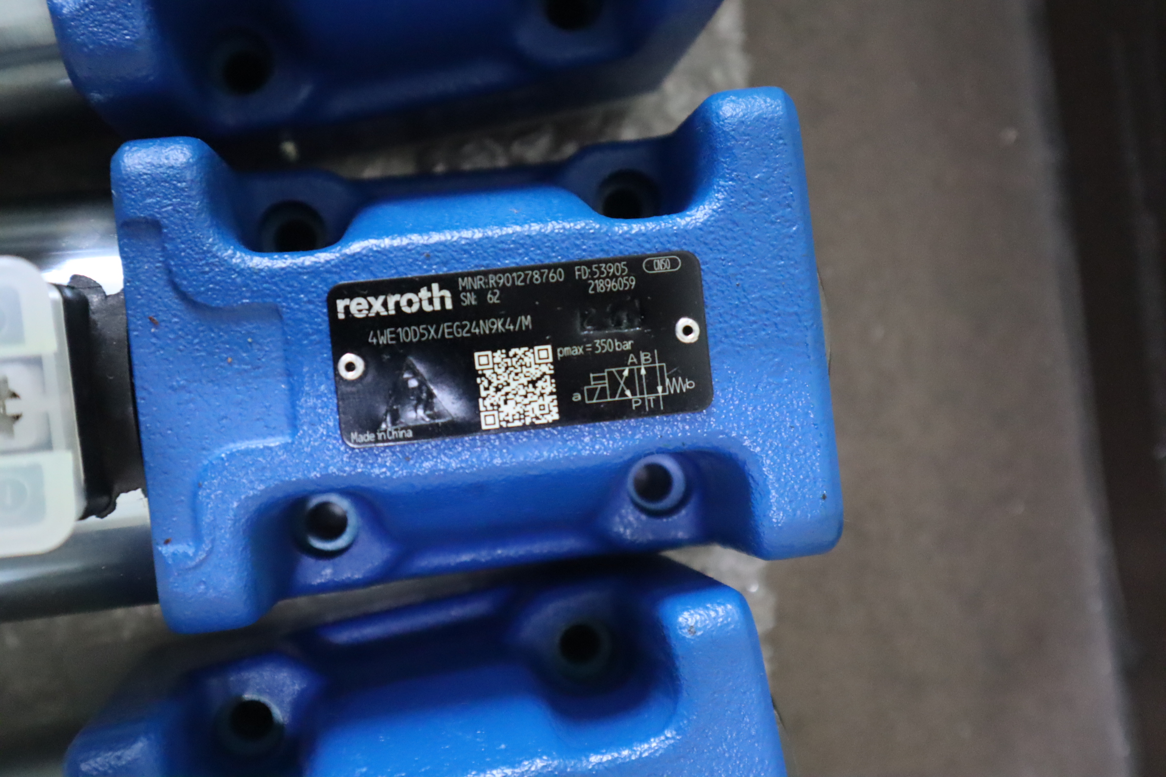 4WE10D5X/EG24N9K4/M R901278760 德国力士乐REXROTH 电磁阀