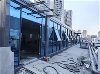 鑫佰达打包箱 乐清彩钢房 虹桥临建办公房 移动集装箱 波浪箱房