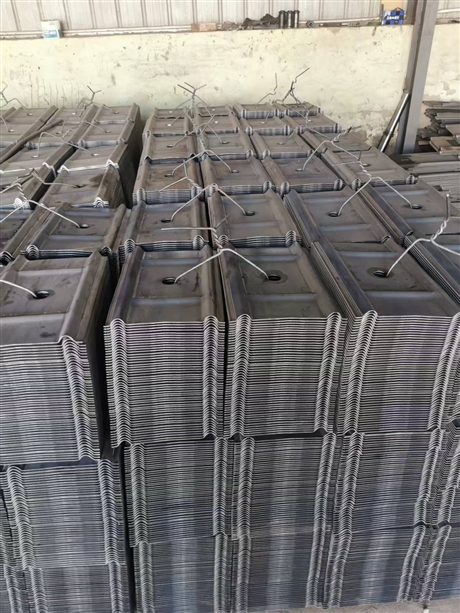 Thickened wear-resistant steel plate for underground support of mining steel protective plate can be customized in size