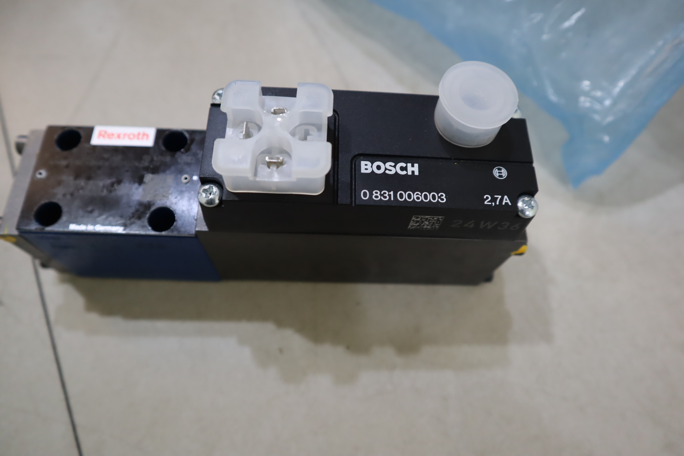4WRPH6C4B40L-2X/G24Z4/M 0811404039 德国力士乐REXROTH 比例阀