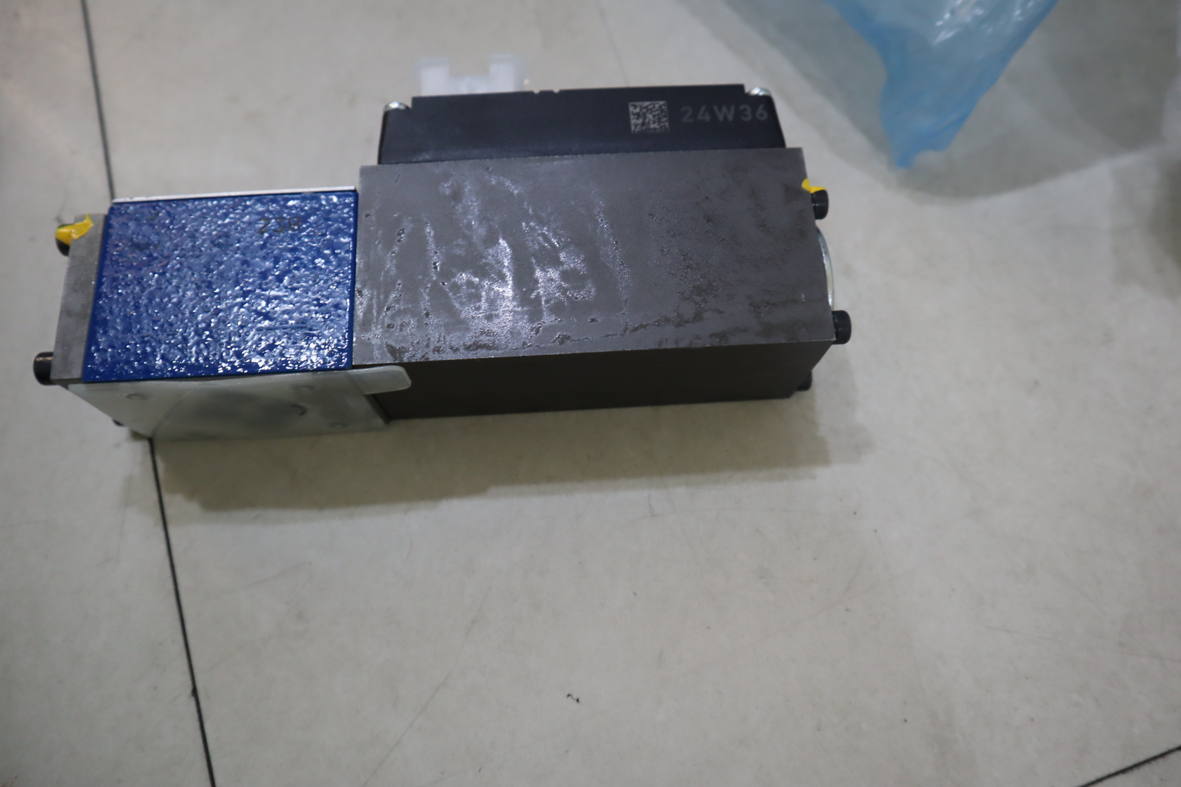4WRPH6C4B40L-2X/G24Z4/M 0811404039 德国力士乐REXROTH 比例阀