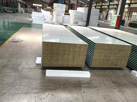 0.3-0.6mm color steel rock wool purification board wall and roof insulation board can be customized or processed on behalf of others