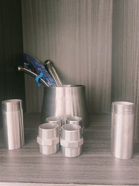 304 stainless steel single head wire external thread joint water pipe radiator paired with extended thread fittings