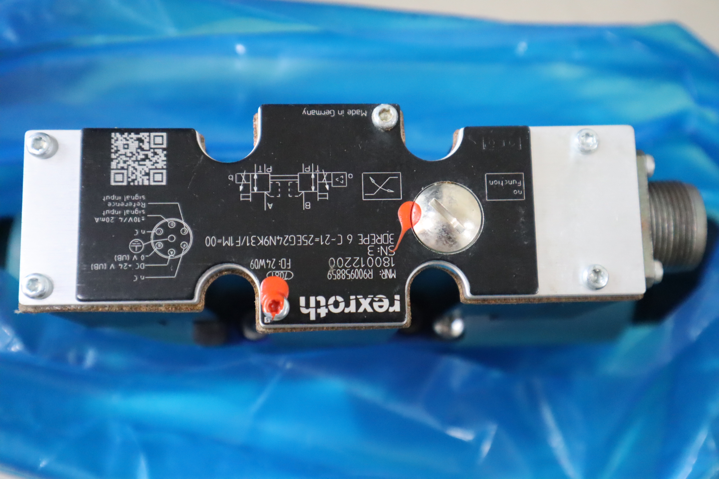 3DREPE6C-21-25EG24N9K31/F1M R900958859 力士乐REXROTH比例阀
