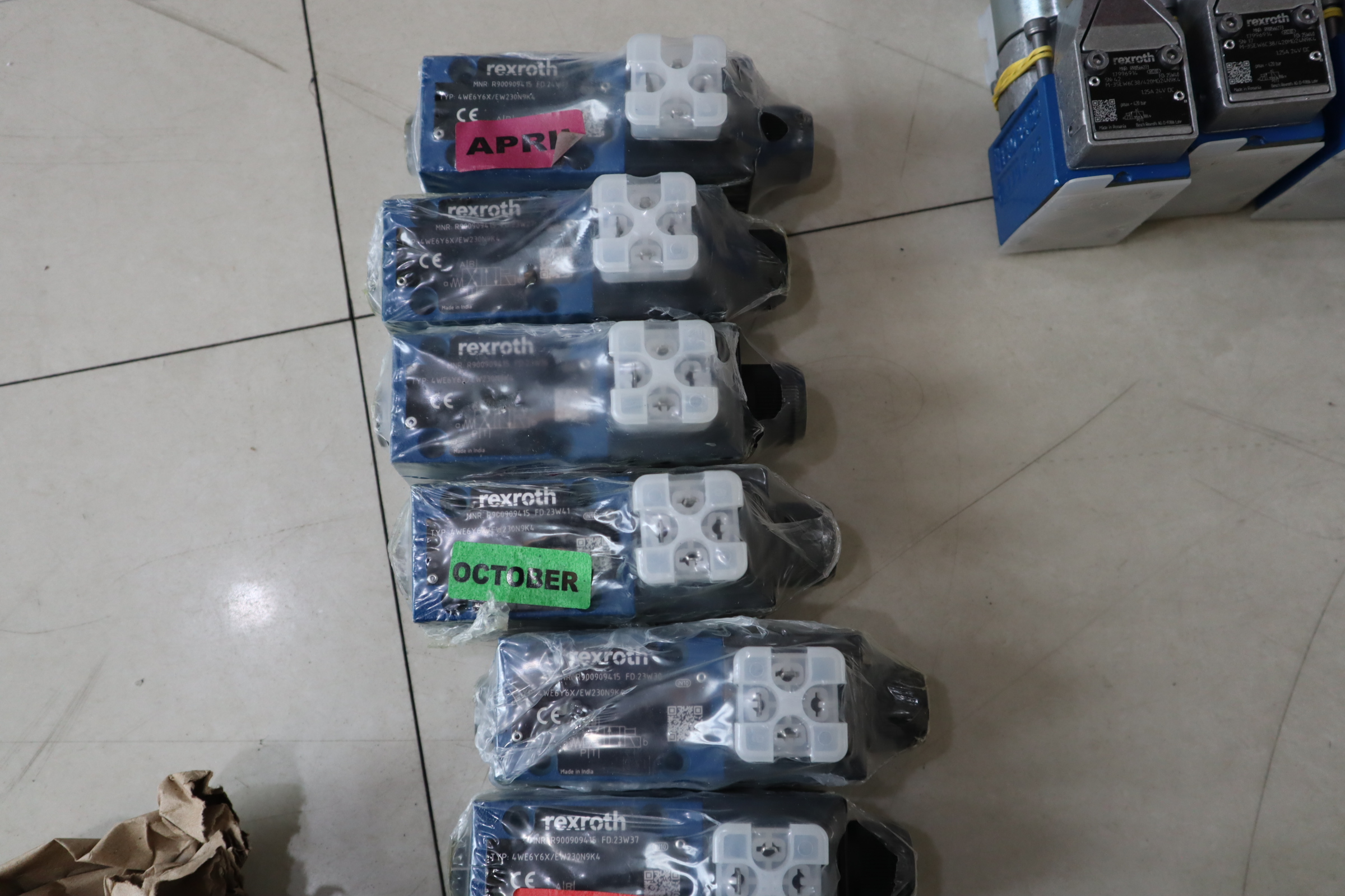 4WE6Y62/EW230N9K4 R900909415 4WE6Y6X/EW230N9K4 力士乐REXROTH