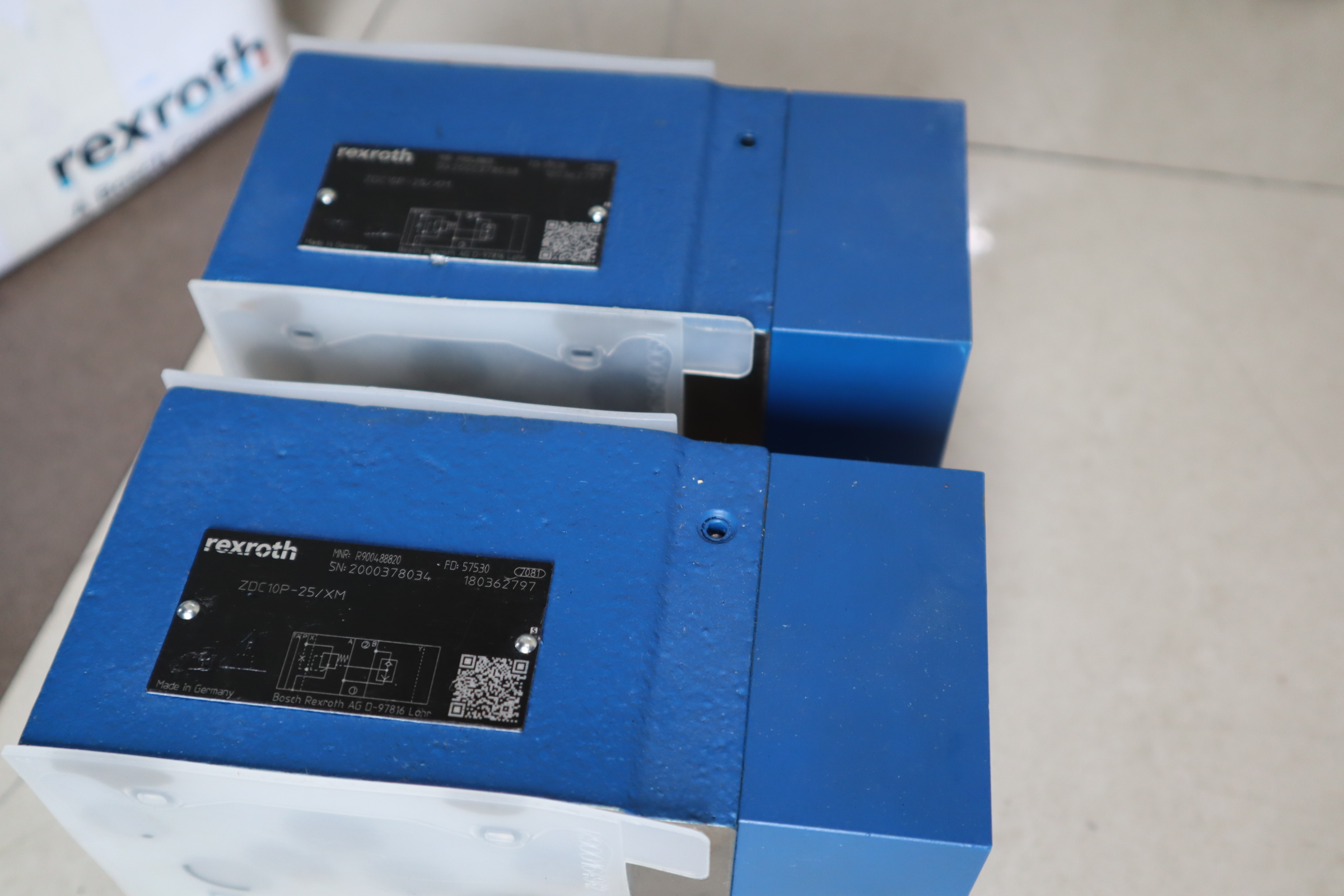 R900488820 ZDC10P-25/XM ZDC10P-2X/XM 力士乐REXROTH压力补偿器