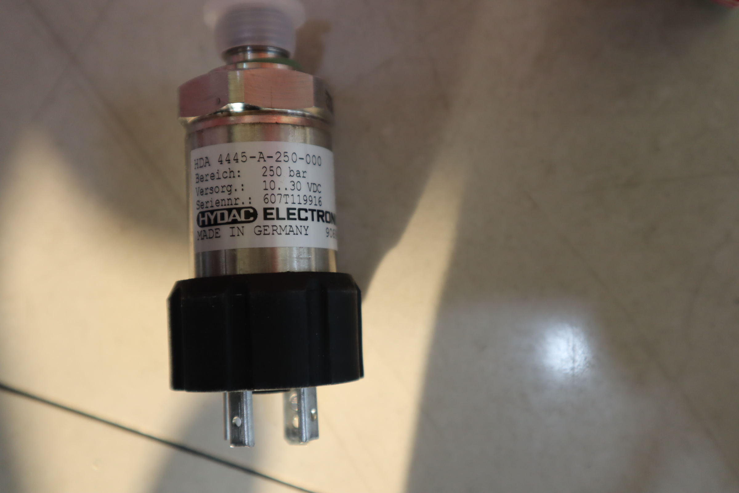 HDA 4445-A-250-000 906995 贺德克HYDAC传感器