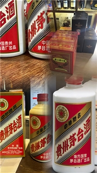 重庆洋酒回收实操指南：如何通过简单工具如手电筒初步自检酒线