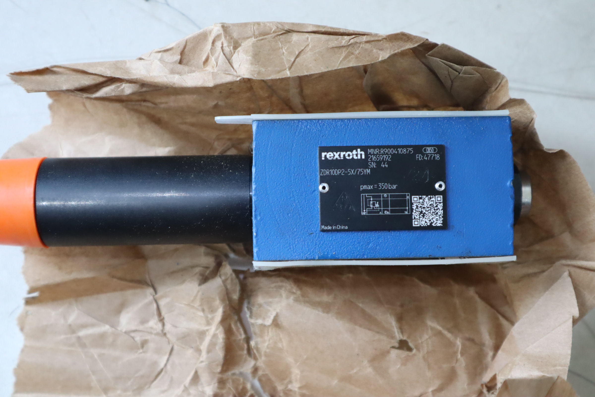 R901341857 4WE10D73-5X/EG24N9K4/M 德国力士乐REXROTH电磁阀