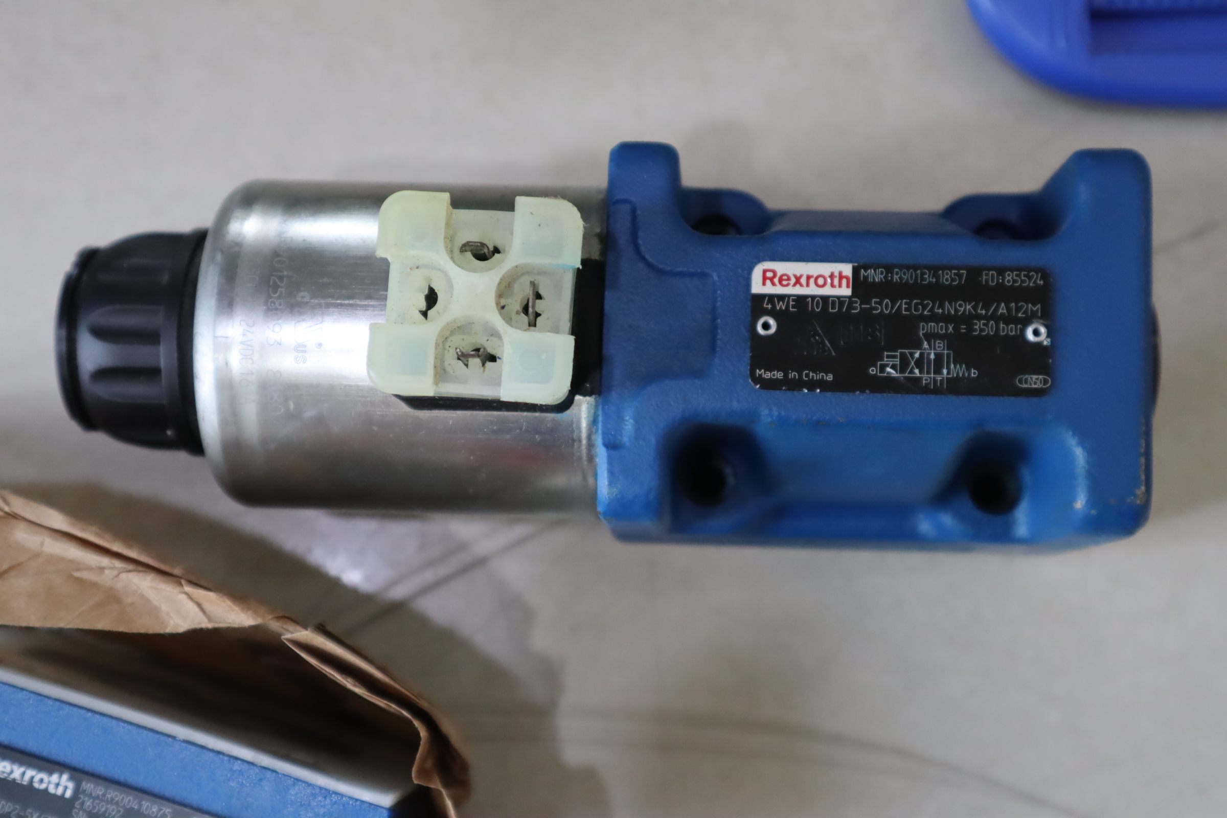 R901341857 4WE10D73-50/EG24N9K4/M 德国力士乐REXROTH电磁阀