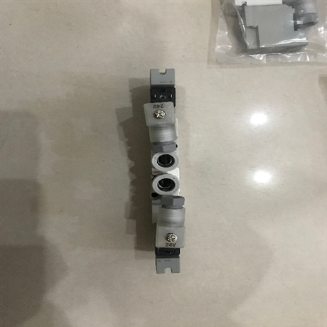 SMC单杆双作用气缸中文样本CDQ2A40-100DZ
