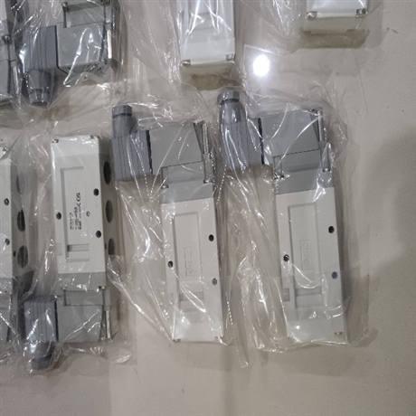 SMC两位两通电磁阀说明书SY5120-5G-01-F2