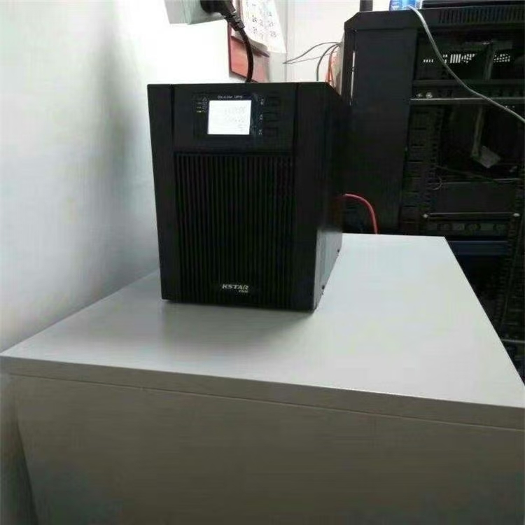 科士达YDC9101S三进单出UPS电源外接电池长效续航
