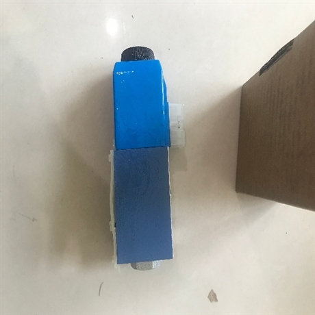 常见类型VICKERS节流阀FCV7-10-S-0-NVF 