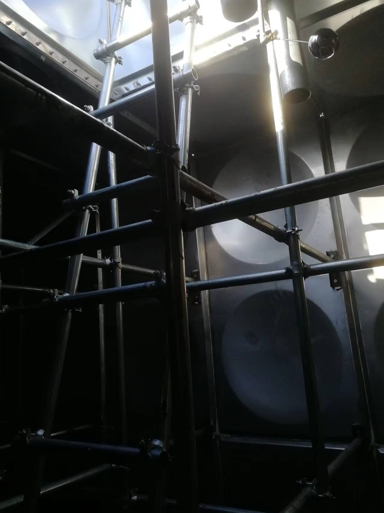װ��ʽ���ϰ� ��˾ ������һ�廯��վ �����