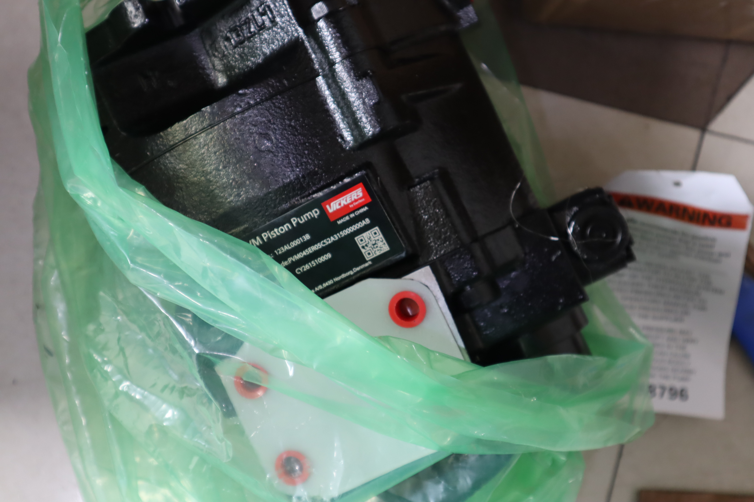 PVM045ER05CS2A315000000AB 123AL00013B 丹佛斯威格士VICKERS