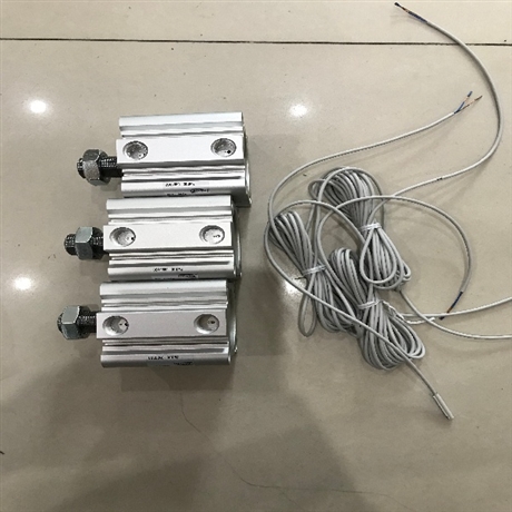 日本SMC薄型带导杆气缸MGPM50-25Z
